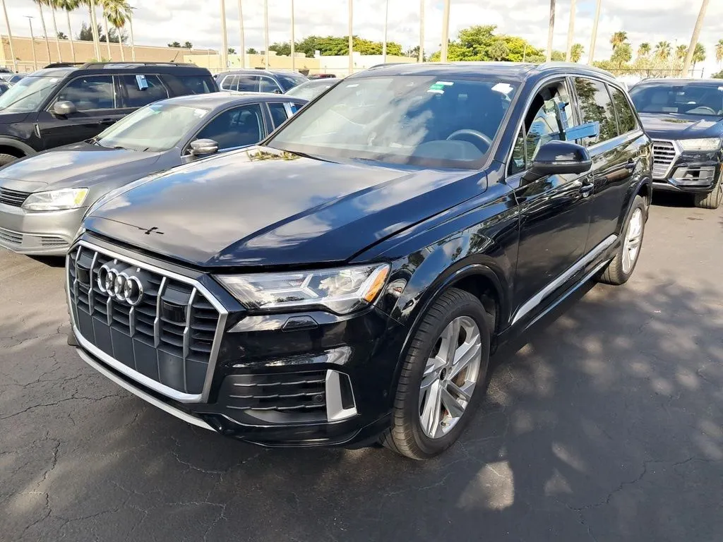 2021 Audi Q7 55 Premium Plus quattro Tiptronic's photo
