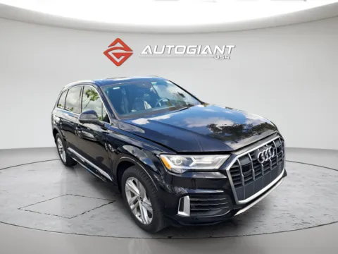 Photos of 2021 Audi Q7 55 Premium Plus for sale in Indianapolis, IN at AutoGiant USA Indianapolis