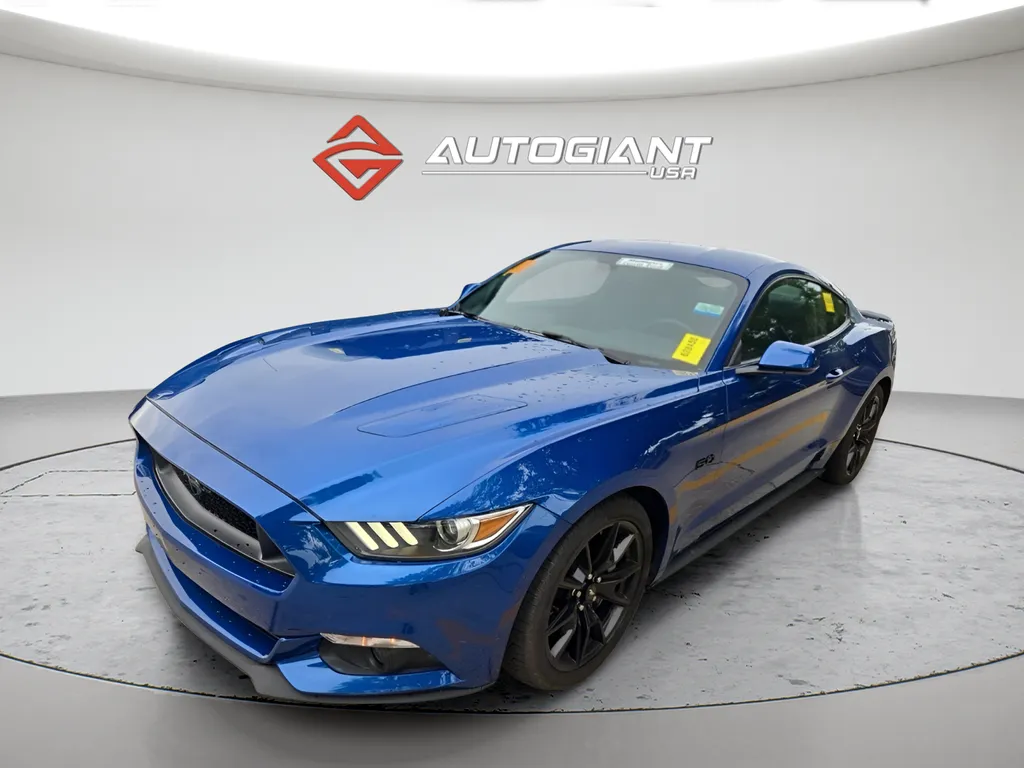 2017 Ford Mustang GT Coupe's photo