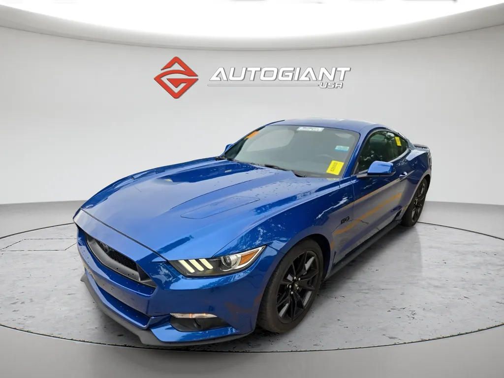 2017 Ford Mustang GT Coupe's photo