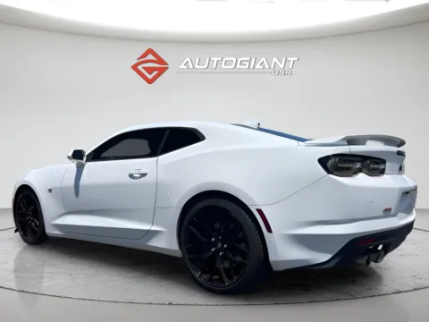 More photos of 2021 Chevrolet Camaro SS at AutoGiant USA Indianapolis, IN