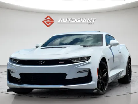 White 2021 Chevrolet Camaro SS for sale in Indianapolis, IN