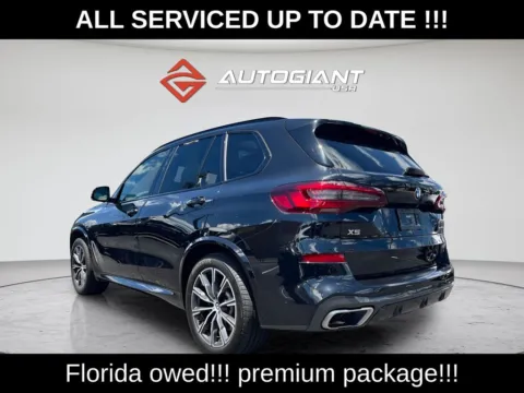 More photos of 2021 BMW X5 M50i at AutoGiant USA Indianapolis, IN