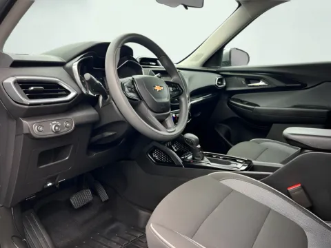 Photos of 2023 Chevrolet TrailBlazer LT for sale in Indianapolis, IN at AutoGiant USA Indianapolis