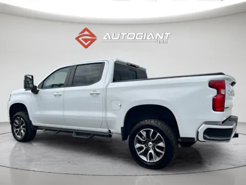 More photos of 2021 Chevrolet Silverado 1500 RST at AutoGiant USA Indianapolis, IN