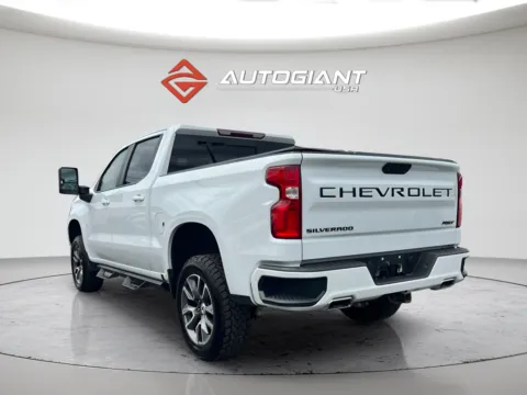More photos of 2021 Chevrolet Silverado 1500 RST at AutoGiant USA Indianapolis, IN