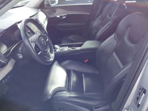 More photos of 2022 Volvo XC90 Recharge Plug-In Hybrid T8 Inscription 6 Passenger at AutoGiant USA Indianapolis, IN
