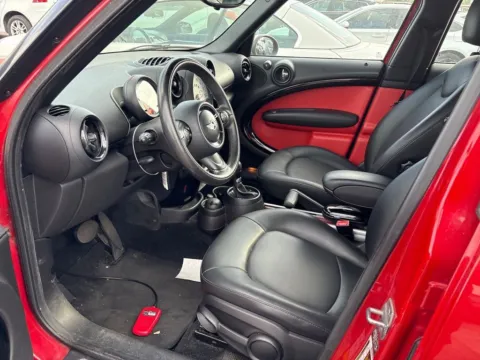More photos of 2013 MINI Cooper Countryman at AutoGiant USA Indianapolis, IN