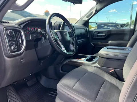 Photos of 2021 Chevrolet Silverado 1500 RST for sale in Indianapolis, IN at AutoGiant USA Indianapolis