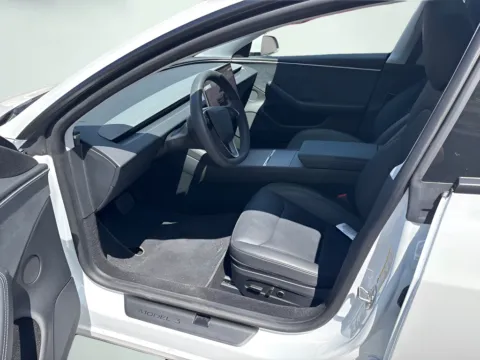 More photos of 2024 Tesla Model 3 Long Range at AutoGiant USA Indianapolis, IN