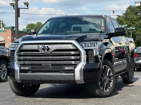 Black 2022 Toyota Tundra Limited for sale in Indianapolis, IN