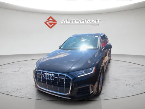 Black 2022 Audi Q7 55 Premium Plus for sale in Indianapolis, IN