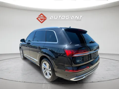 Another view of 2022 Audi Q7 55 Premium Plus for sale in Indianapolis, IN at AutoGiant USA Indianapolis