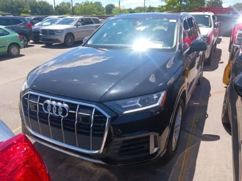 Black 2022 Audi Q7 55 Premium Plus for sale in Indianapolis, IN
