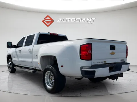 More photos of 2017 Chevrolet Silverado 3500HD High Country at AutoGiant USA Indianapolis, IN