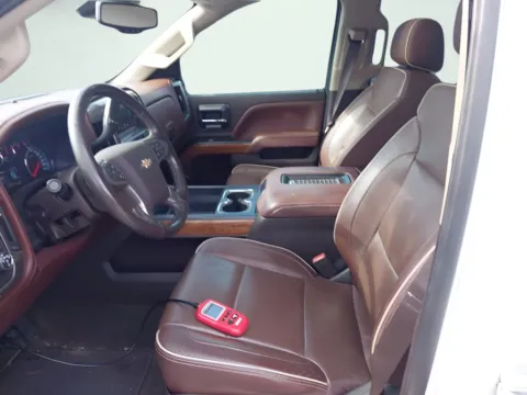 More photos of 2017 Chevrolet Silverado 3500HD High Country at AutoGiant USA Indianapolis, IN