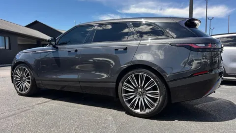 More photos of 2022 Land Rover Range Rover Velar P250 R-Dynamic S at AutoGiant USA Indianapolis, IN