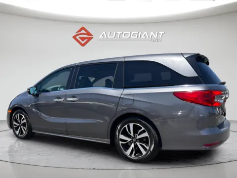 More photos of 2018 Honda Odyssey Elite at AutoGiant USA Indianapolis, IN