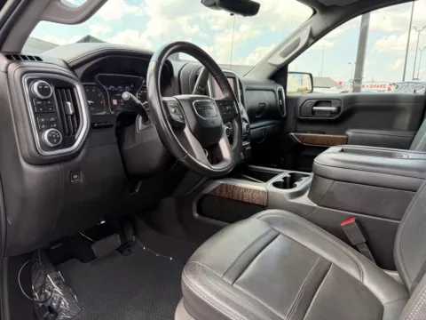 Photos of 2022 GMC Sierra 1500 Limited Denali for sale in Indianapolis, IN at AutoGiant USA Indianapolis