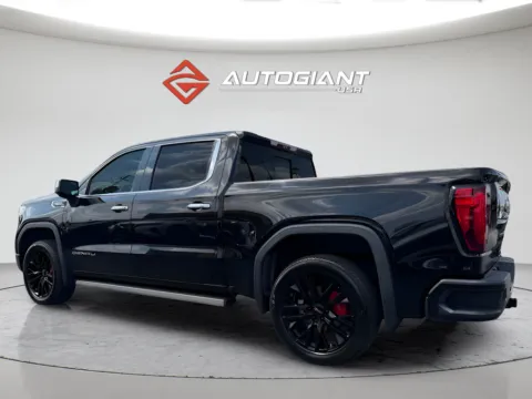 More photos of 2022 GMC Sierra 1500 Limited Denali at AutoGiant USA Indianapolis, IN