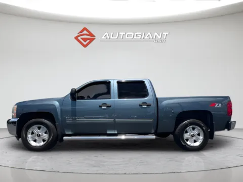 Another view of 2012 Chevrolet Silverado 1500 LT for sale in Indianapolis, IN at AutoGiant USA Indianapolis