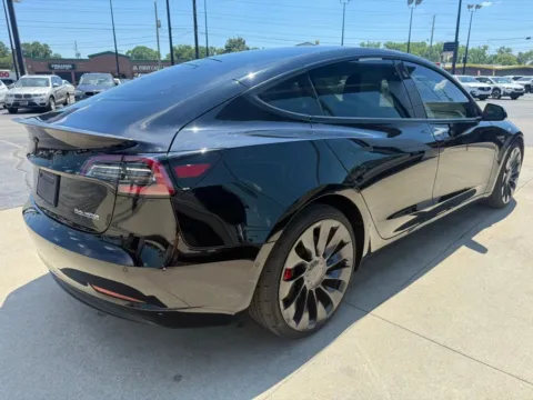 More photos of 2022 Tesla Model 3 Performance at AutoGiant USA Indianapolis, IN