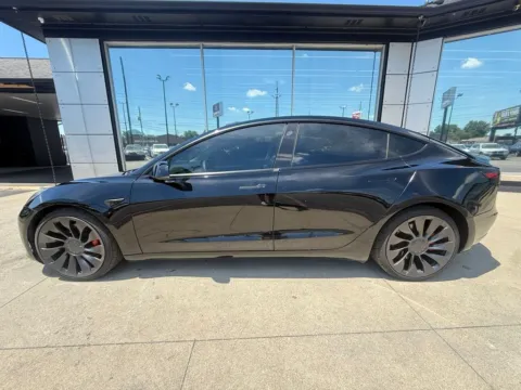 Photos of 2022 Tesla Model 3 Performance for sale in Indianapolis, IN at AutoGiant USA Indianapolis