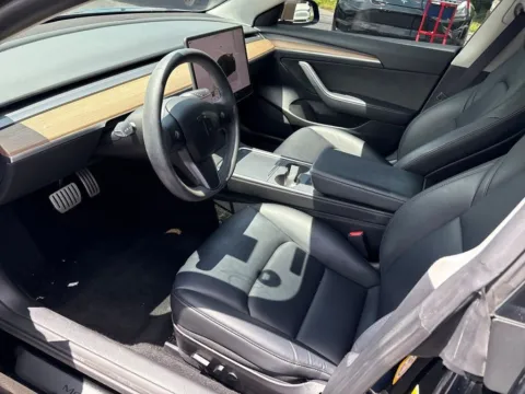 More photos of 2022 Tesla Model 3 Performance at AutoGiant USA Indianapolis, IN
