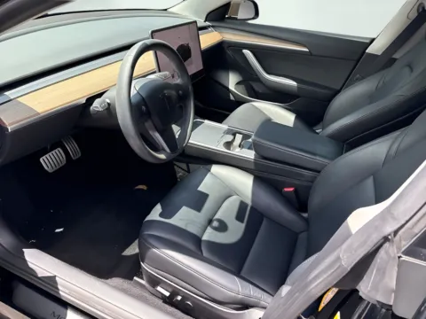 More photos of 2022 Tesla Model 3 Performance at AutoGiant USA Indianapolis, IN