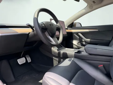 More photos of 2022 Tesla Model 3 Performance at AutoGiant USA Indianapolis, IN