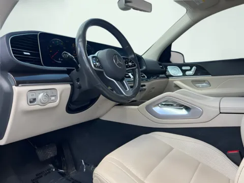 Photos of 2020 Mercedes-Benz GLE 350 for sale in Indianapolis, IN at AutoGiant USA Indianapolis