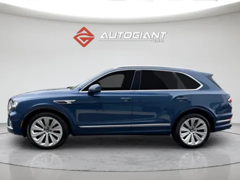 More photos of 2023 Bentley Bentayga Azure at AutoGiant USA Indianapolis, IN