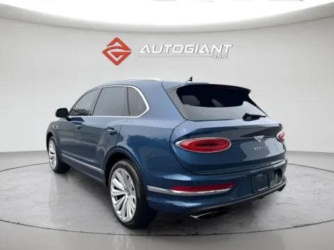 More photos of 2023 Bentley Bentayga Azure at AutoGiant USA Indianapolis, IN