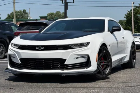 White 2021 Chevrolet Camaro SS for sale in Indianapolis, IN