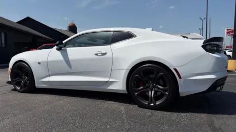 More photos of 2021 Chevrolet Camaro SS at AutoGiant USA Indianapolis, IN