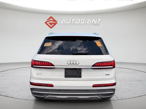More photos of 2021 Audi Q7 45 Premium at AutoGiant USA Indianapolis, IN