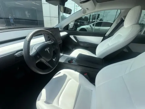 Photos of 2021 Tesla Model Y Long Range for sale in Indianapolis, IN at AutoGiant USA Indianapolis