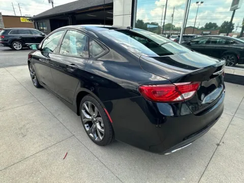 More photos of 2016 Chrysler 200 S at AutoGiant USA Indianapolis, IN