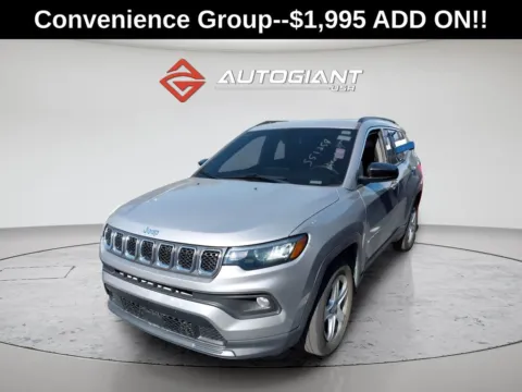 Silver 2023 Jeep Compass Latitude for sale in Indianapolis, IN