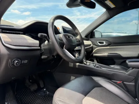 Photos of 2023 Jeep Compass Latitude for sale in Indianapolis, IN at AutoGiant USA Indianapolis