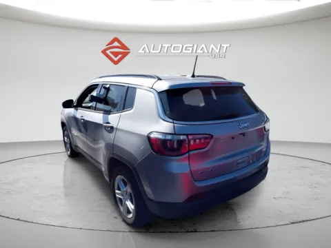 More photos of 2023 Jeep Compass Latitude at AutoGiant USA Indianapolis, IN