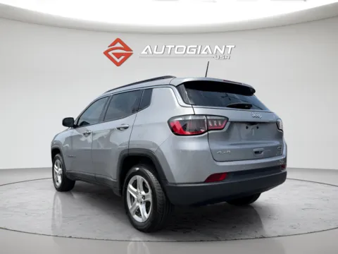 More photos of 2023 Jeep Compass Latitude at AutoGiant USA Indianapolis, IN