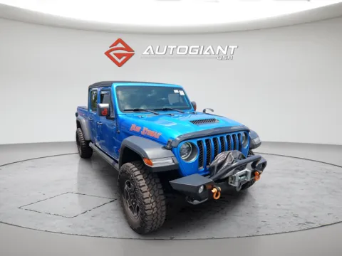 Photos of 2023 Jeep Gladiator Mojave for sale in Indianapolis, IN at AutoGiant USA Indianapolis