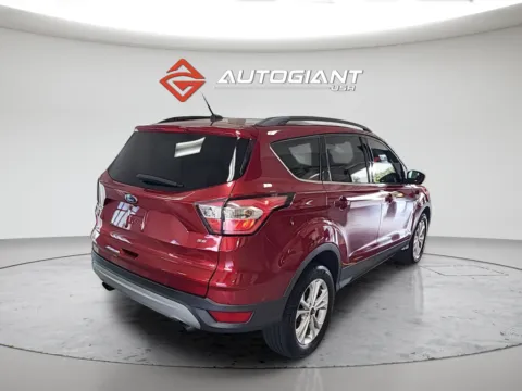 More photos of 2018 Ford Escape SE at AutoGiant USA Indianapolis, IN