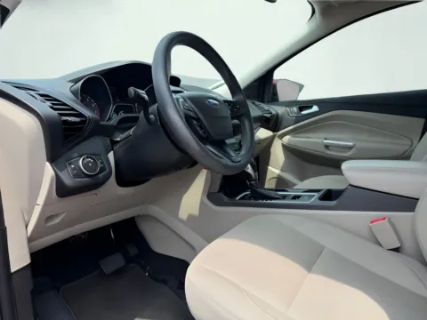 More photos of 2018 Ford Escape SE at AutoGiant USA Indianapolis, IN