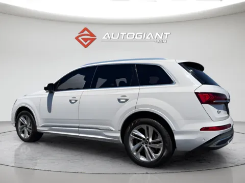 More photos of 2025 Audi Q7 55 Prestige at AutoGiant USA Indianapolis, IN