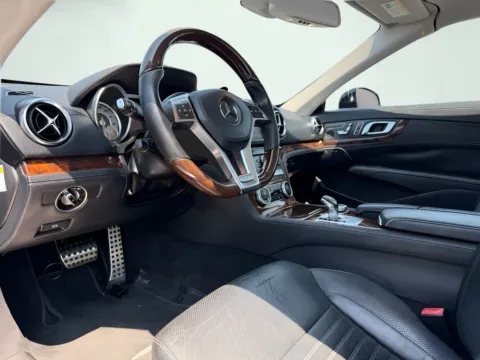 More photos of 2014 Mercedes-Benz SL-Class SL 550 at AutoGiant USA Indianapolis, IN