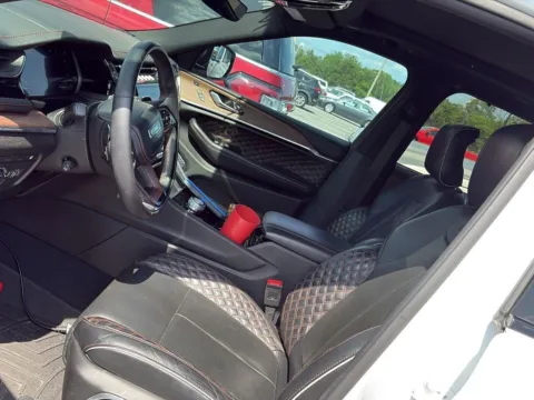 More photos of 2022 Jeep Grand Cherokee Summit 4xe at AutoGiant USA Indianapolis, IN