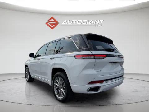More photos of 2022 Jeep Grand Cherokee Summit 4xe at AutoGiant USA Indianapolis, IN