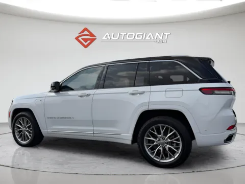 More photos of 2022 Jeep Grand Cherokee Summit 4xe at AutoGiant USA Indianapolis, IN